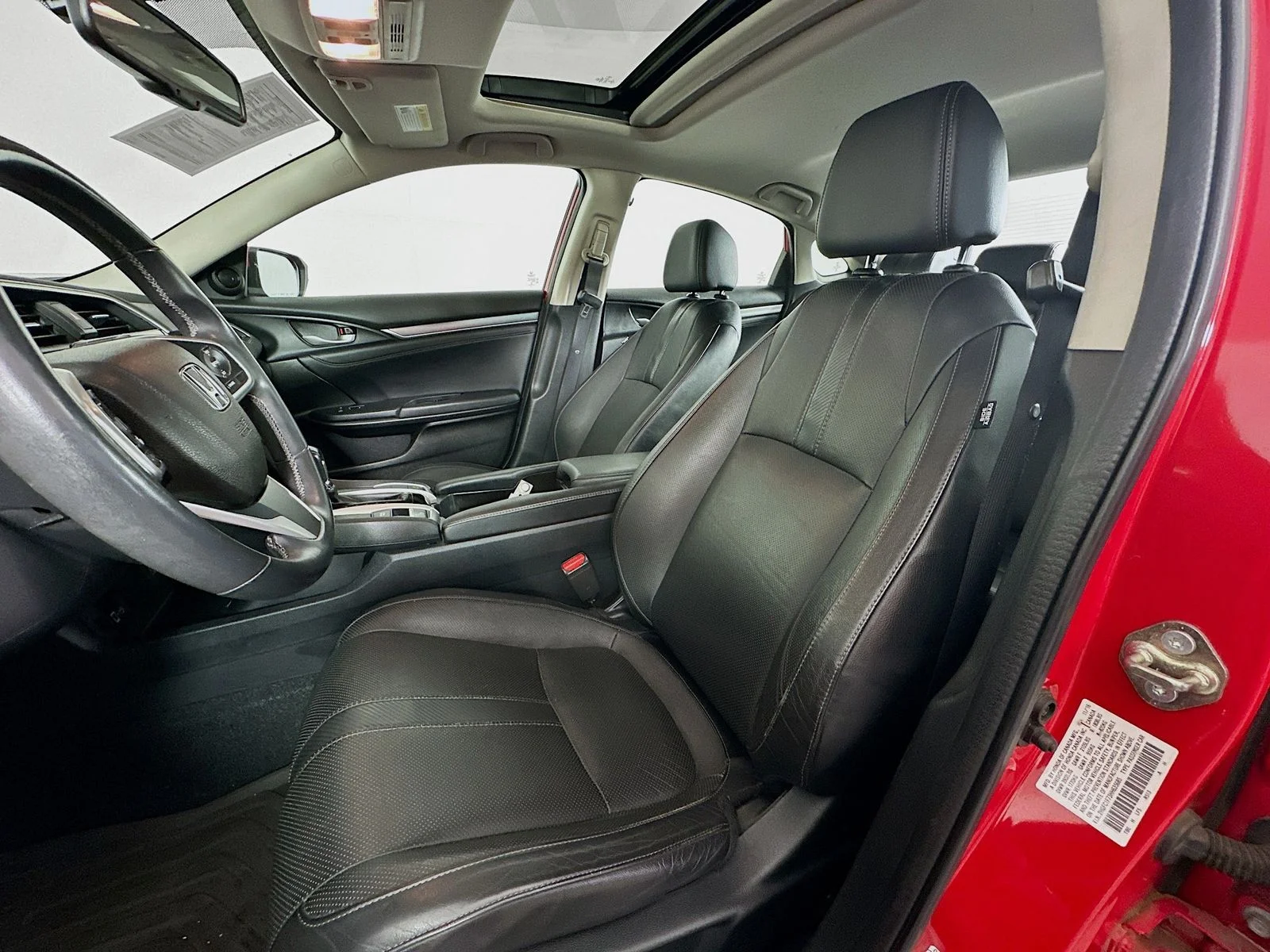 Used 2017 Rallye Red Honda EX-L image 21