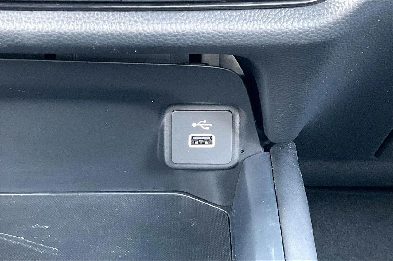 Certified Used 2023  Honda Sport image 16
