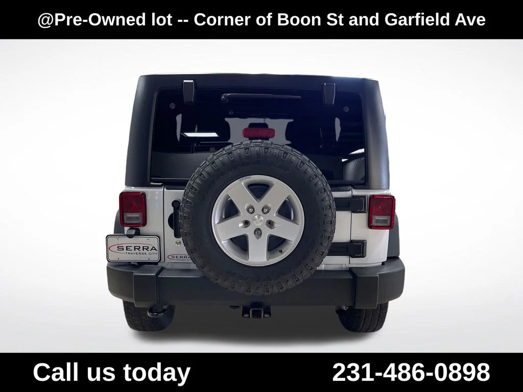 Used 2017 White Jeep Unlimited Sport image 5