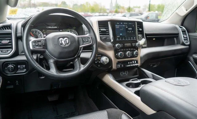 Used 2022 Silver Ram Laramie image 13