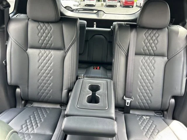 2025 Mitsubishi Outlander Plug-in Hybrid SEL Black Edition - Photo 16