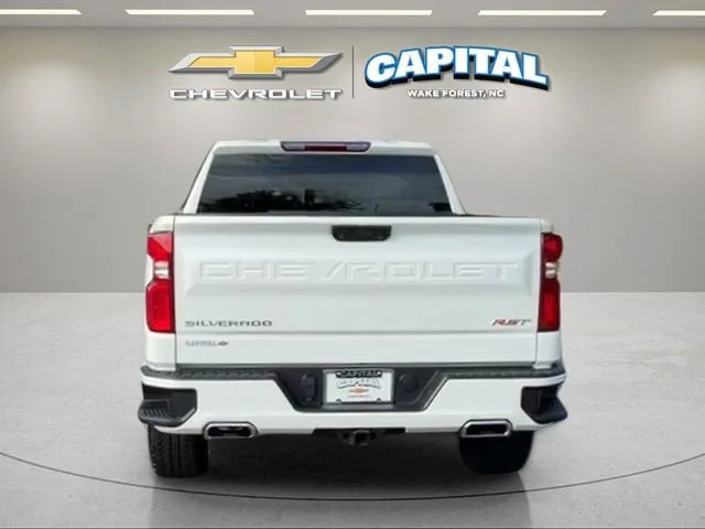 Used 2024 Summit White Chevrolet RST image 4