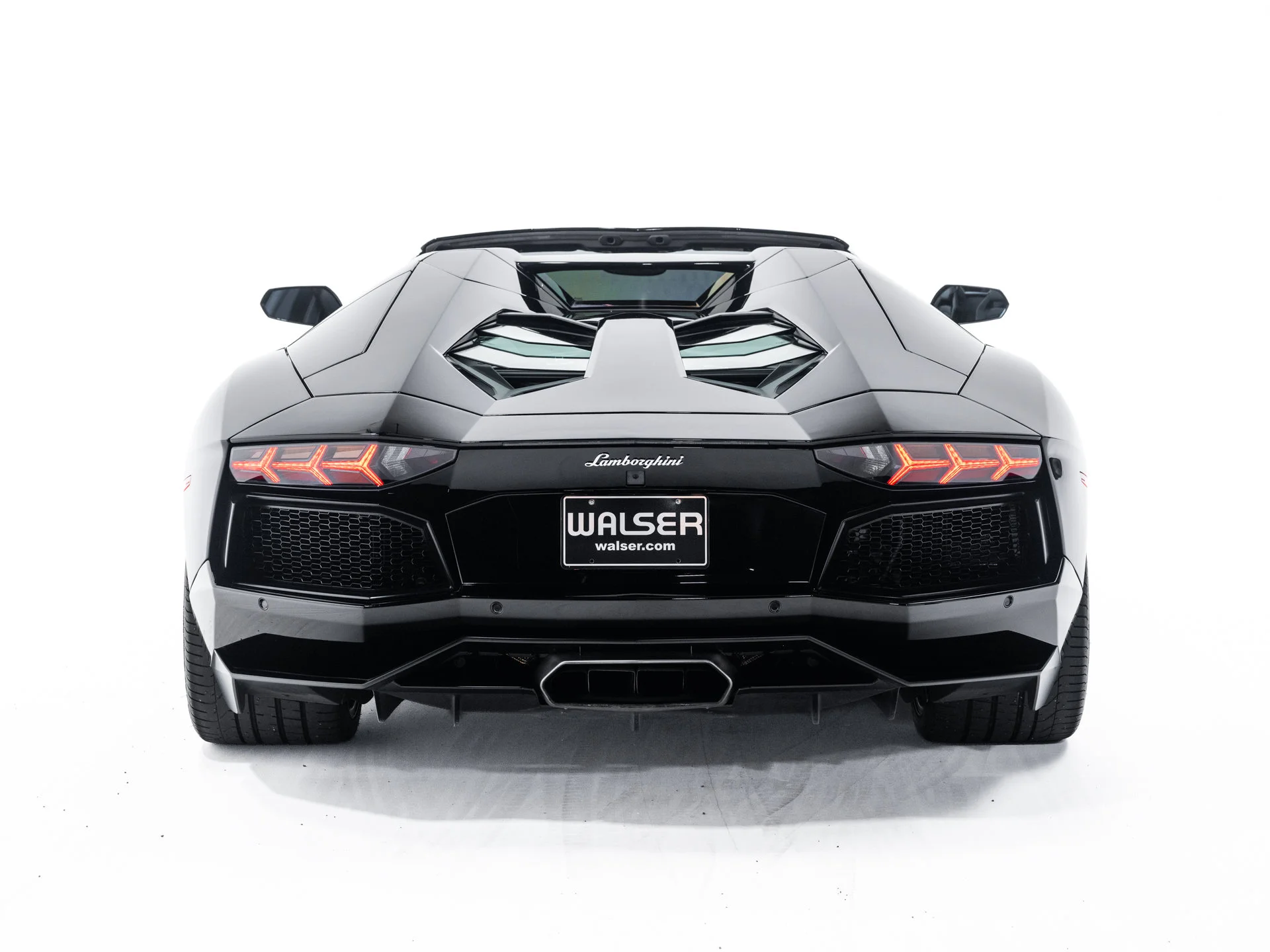 Used 2014  Lamborghini LP700-4 image 5