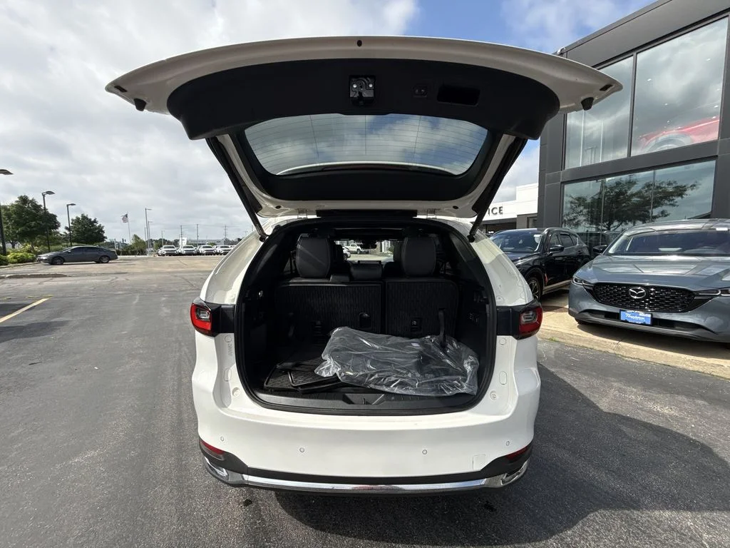 Used 2024 White Mazda Premium Plus image 26