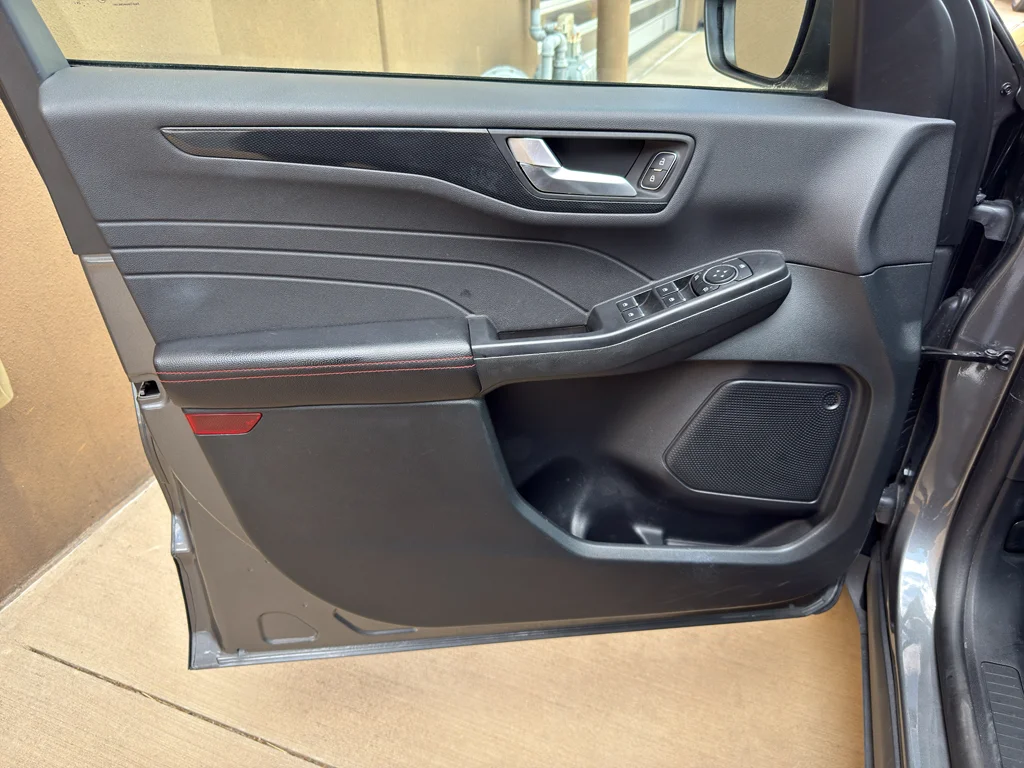 Used 2025 Carbonized Gray Metallic Ford ST-Line image 10