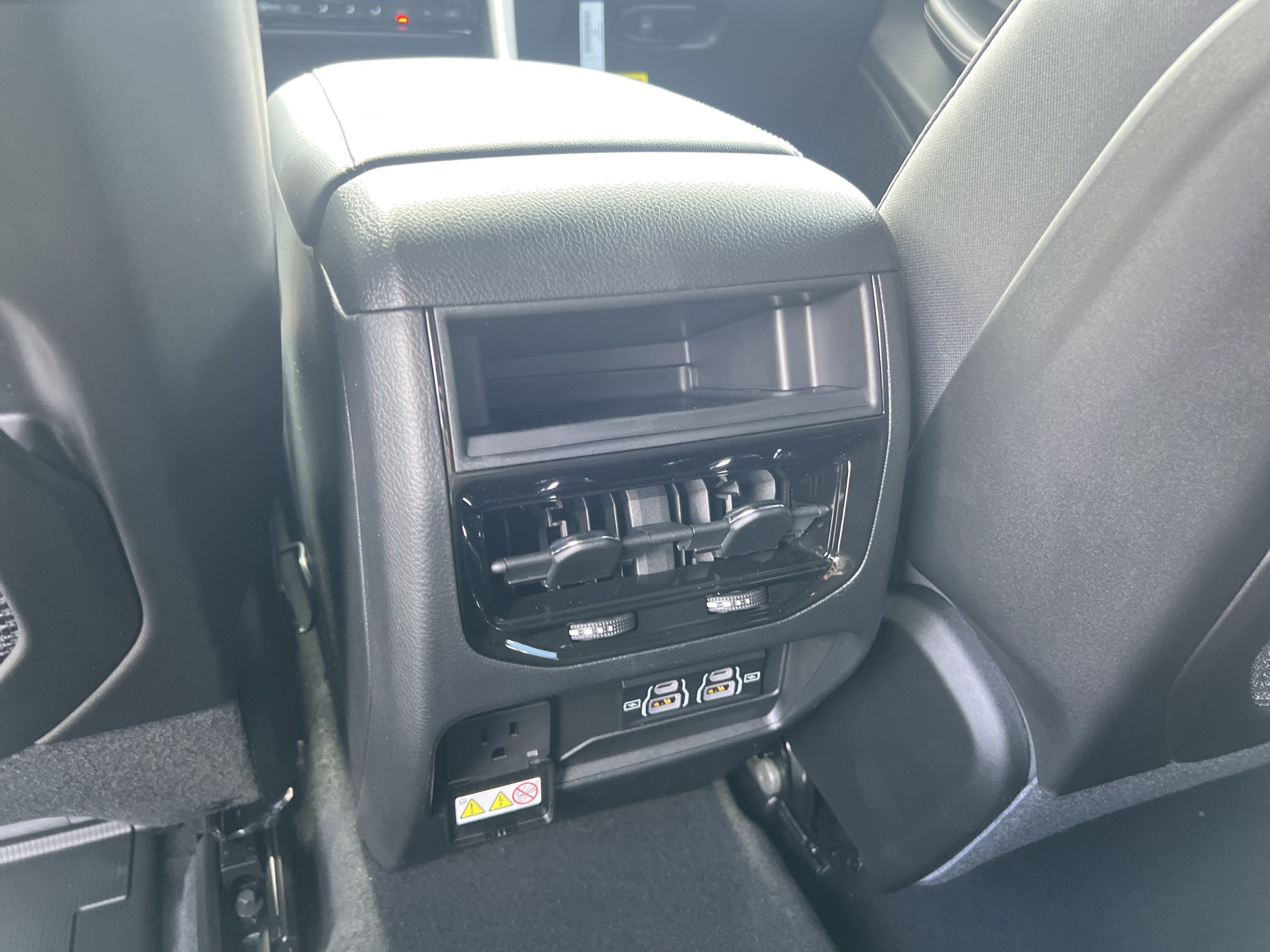 New 2026 Silver Zynith Jeep Laredo X image 21