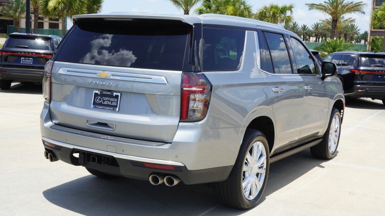 Used 2024 Gray Chevrolet High Country image 6