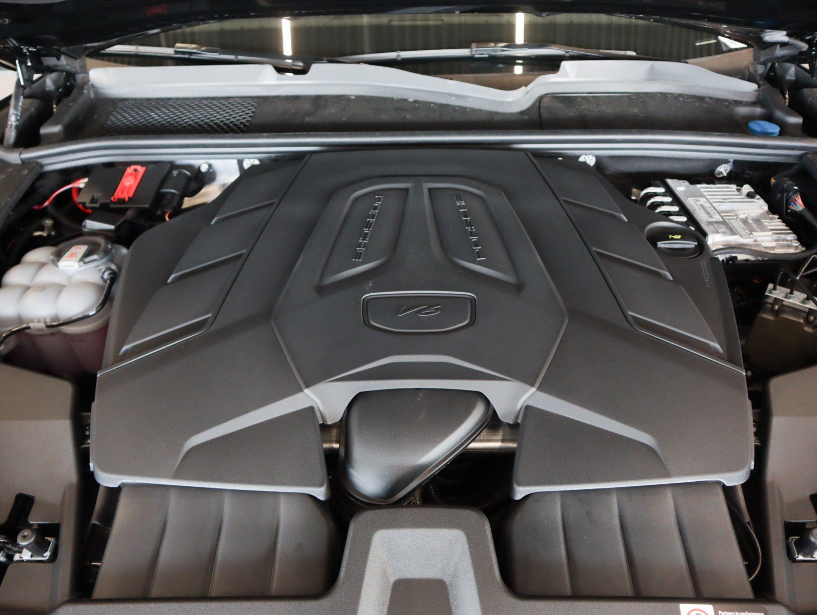 New 2026 Chromite Black Metallic Porsche  image 26
