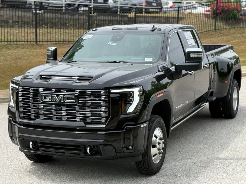 New 2026 Onyx Black GMC Denali Ultimate DRW image 9