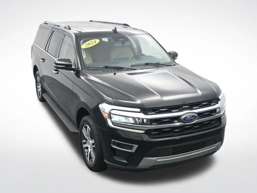Used 2024 Jewel Red Metallic Ford Limited image 25