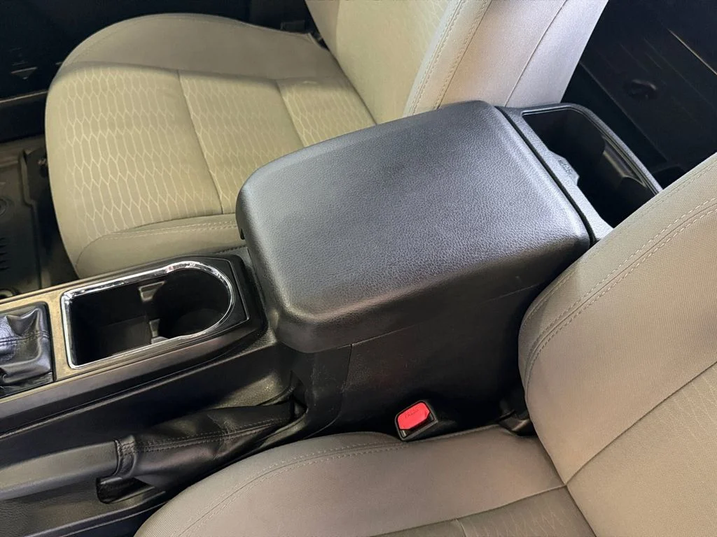 Used 2019 White Toyota SR image 11