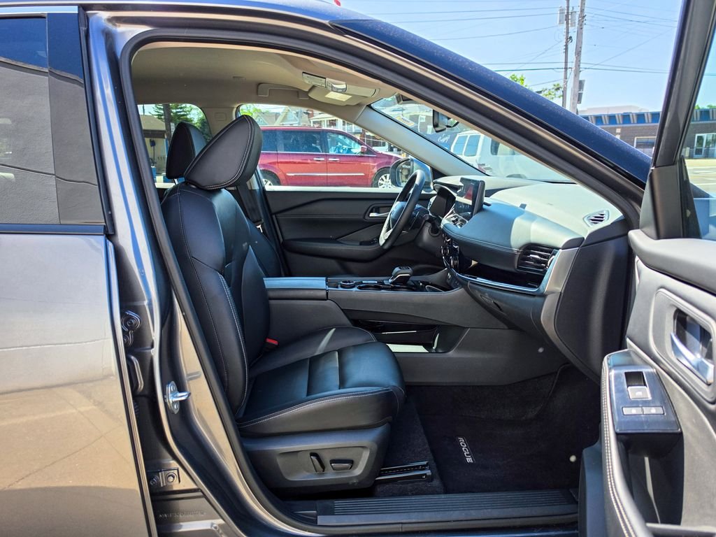 Used 2026 Gray Nissan SL image 30