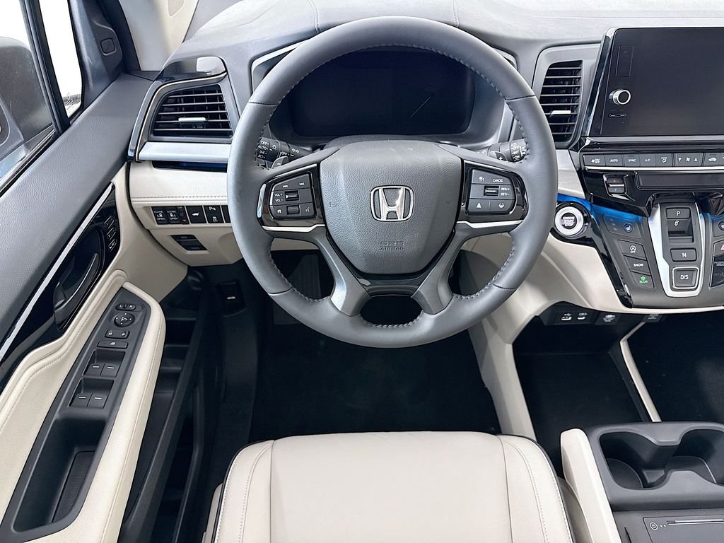 New 2026 Modern Steel Metallic Honda Touring image 10