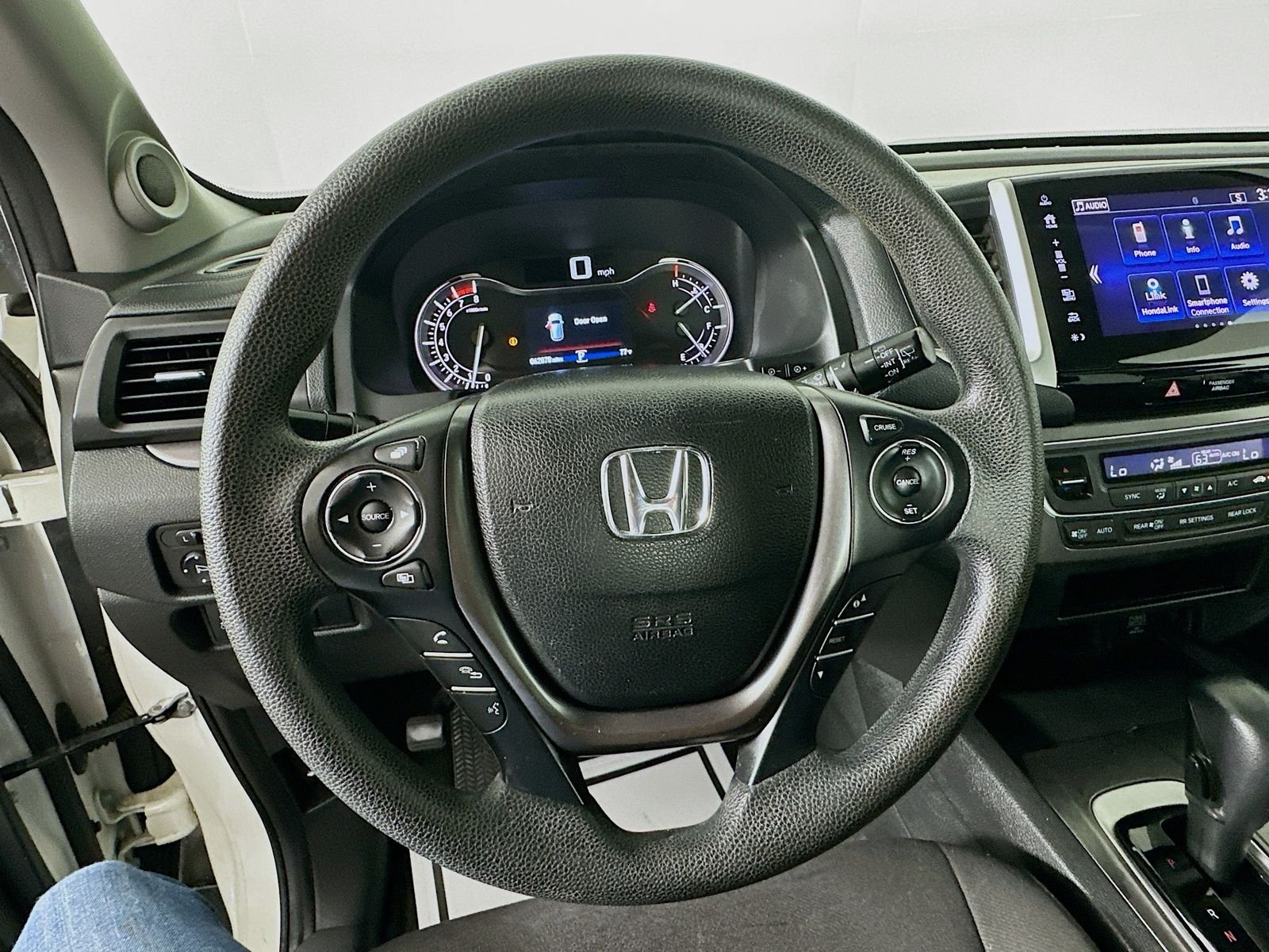 Used 2018 White Diamond Pearl Honda EX image 11