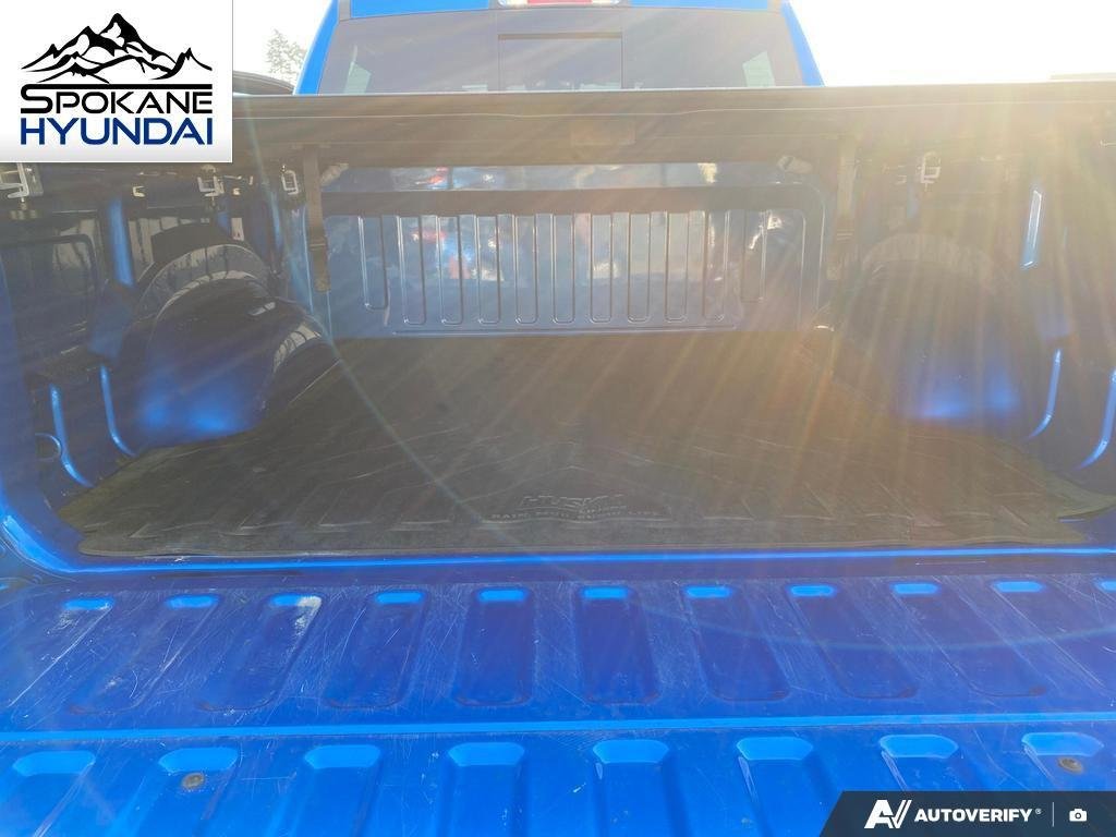 Used 2023 Hydro Blue Pearlcoat Ram Big Horn image 15