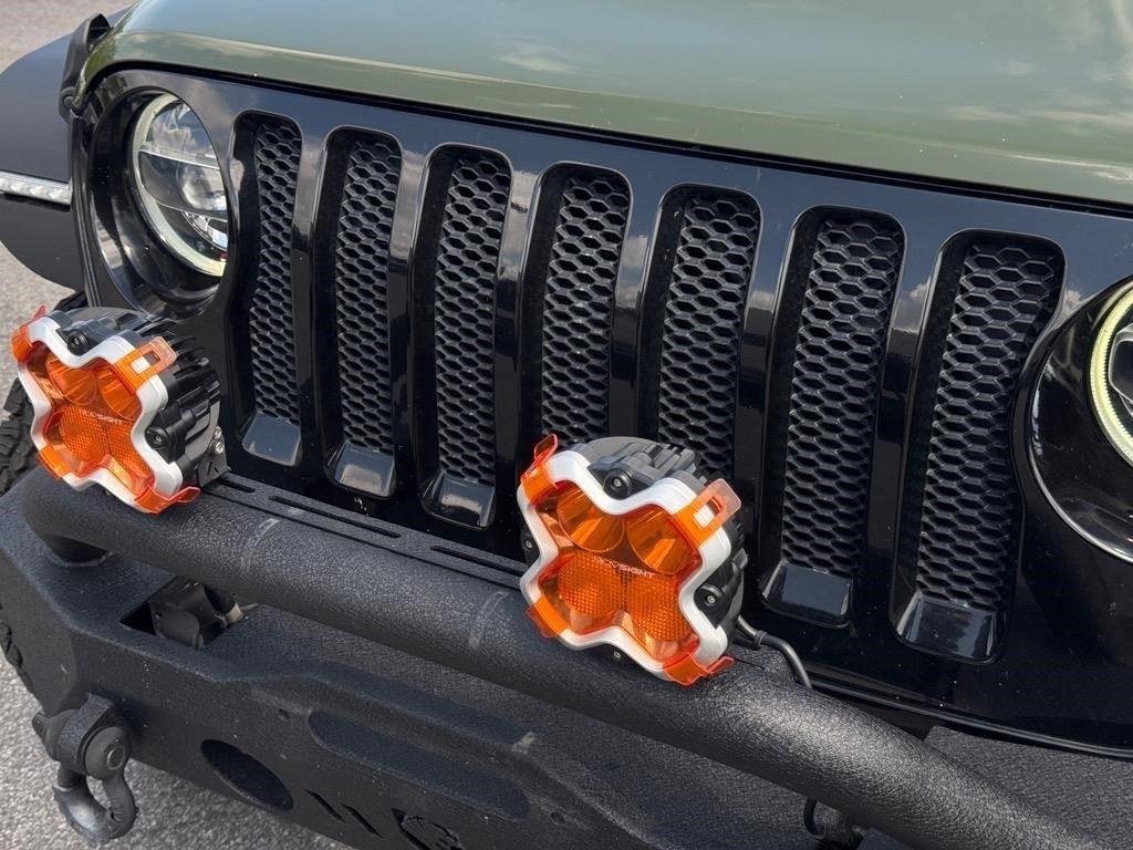 Used 2021  JEEP SPOR image 12