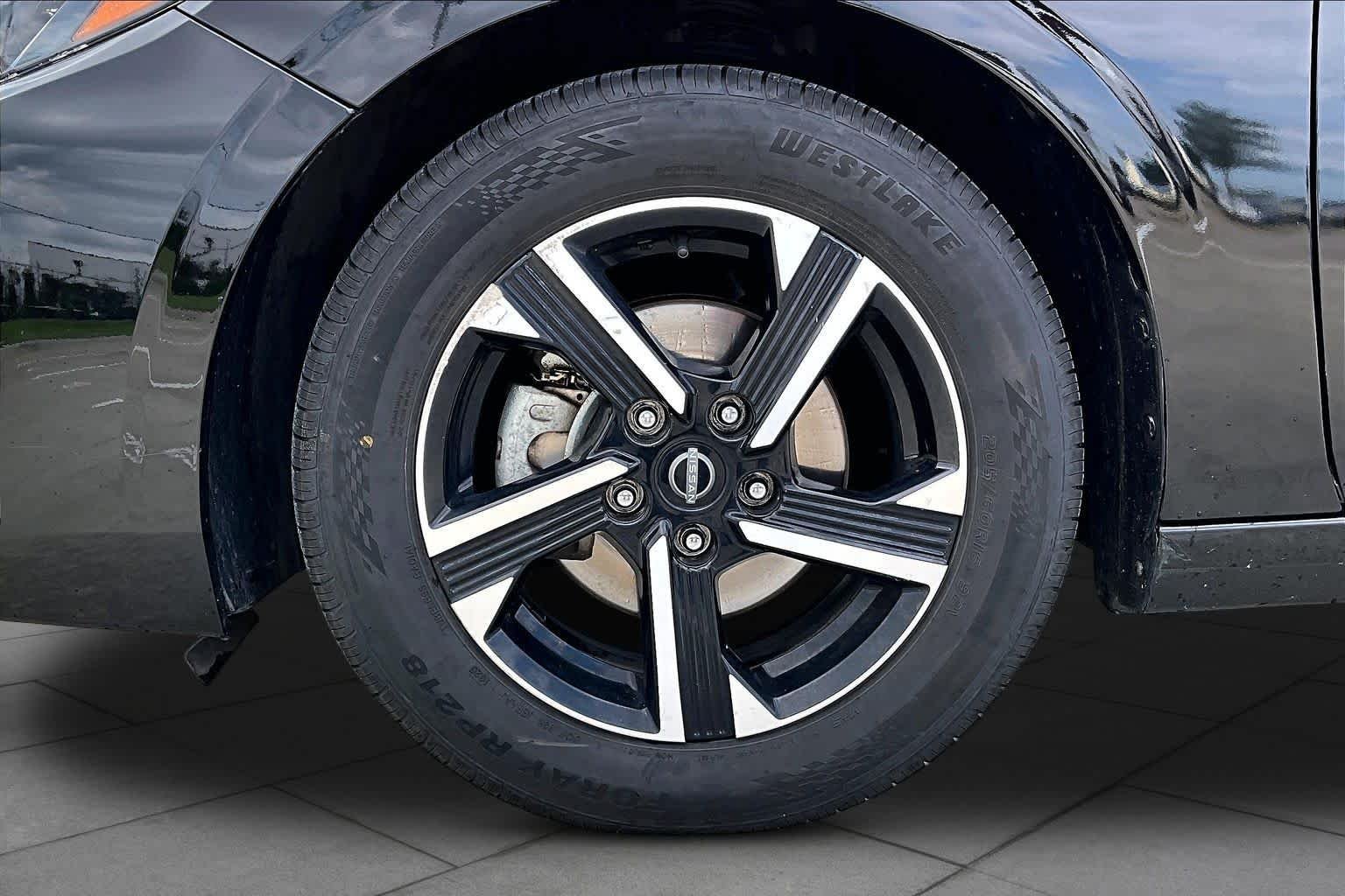 Used 2024 Super Black Nissan SV image 11