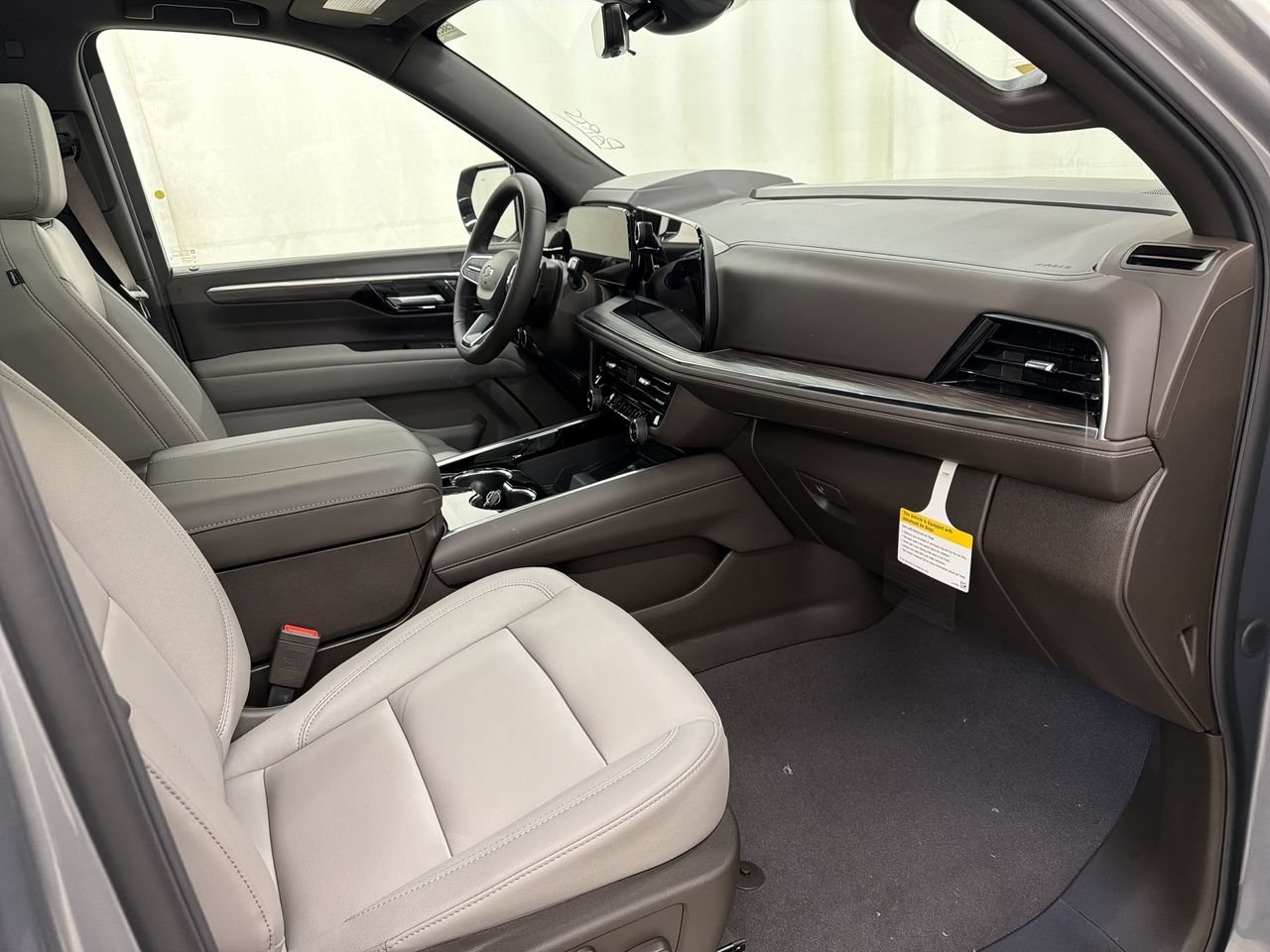 2026 Chevrolet Tahoe Z71 - Photo 15