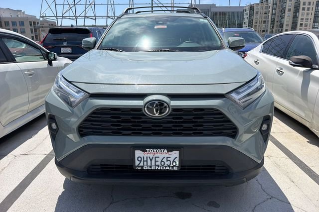 Used 2023 Lunar Rock Toyota XLE Premium image 3