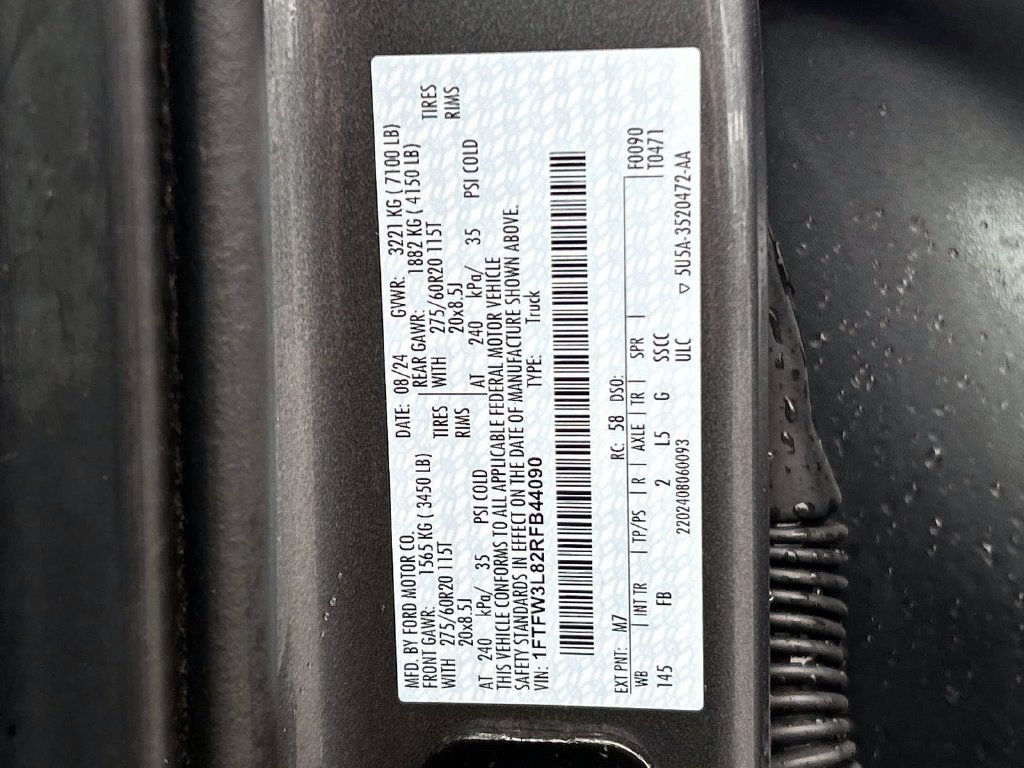 Used 2024 Gray Ford XLT image 10