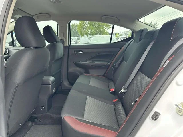 2025 Nissan Versa Sedan SR - Photo 13