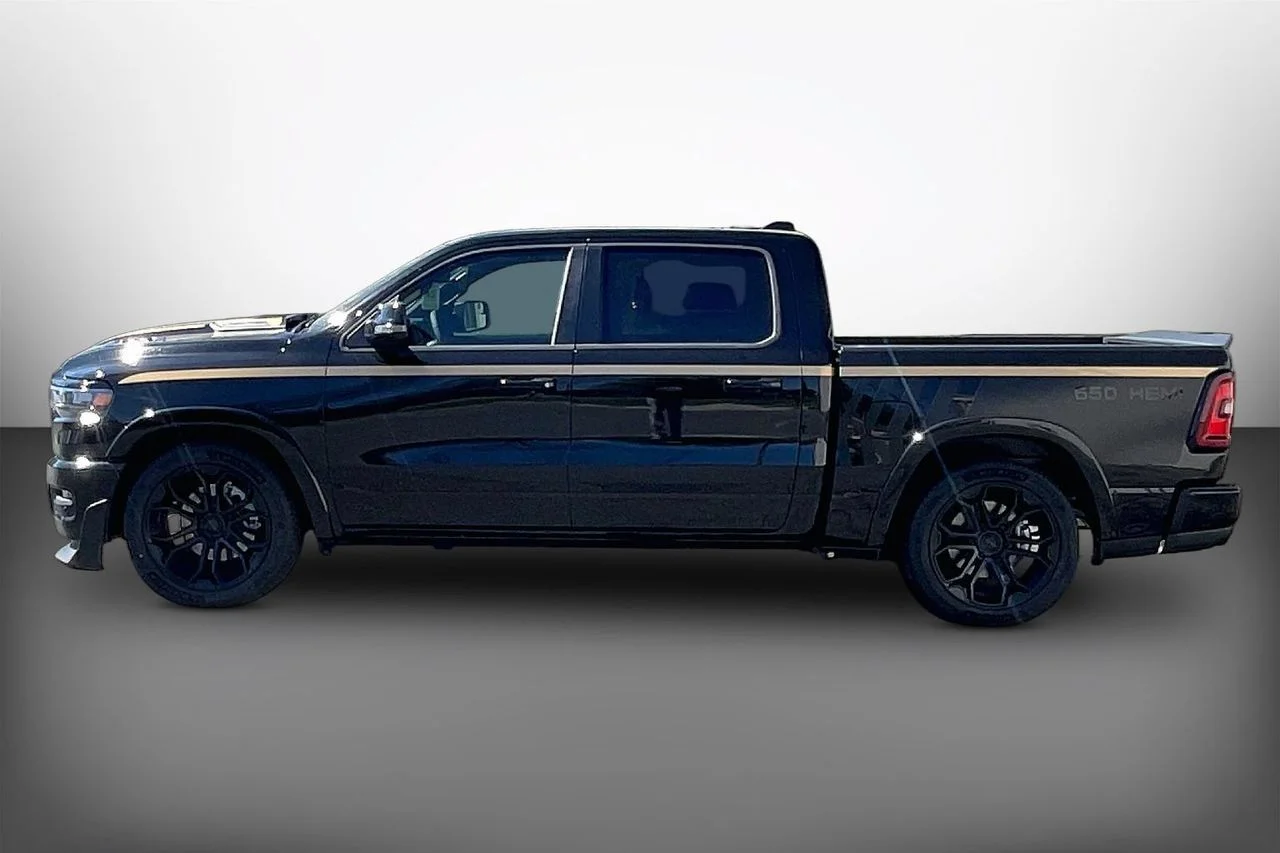 New 2026 Diamond Black Crystal Pearlcoat RAM Big Horn/Lone Star image 5