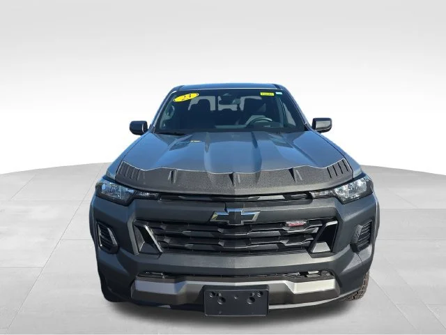 Used 2023 Gray Chevrolet 4WD Trail Boss image 9