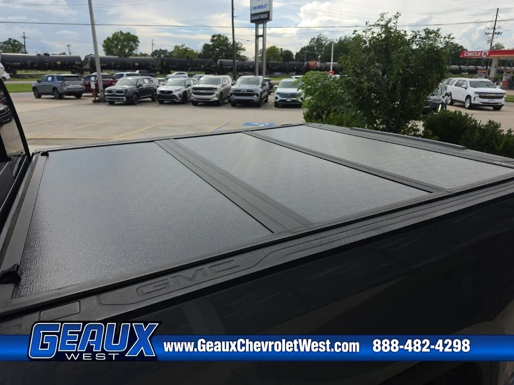 Used 2020 Gray GMC SLT image 28