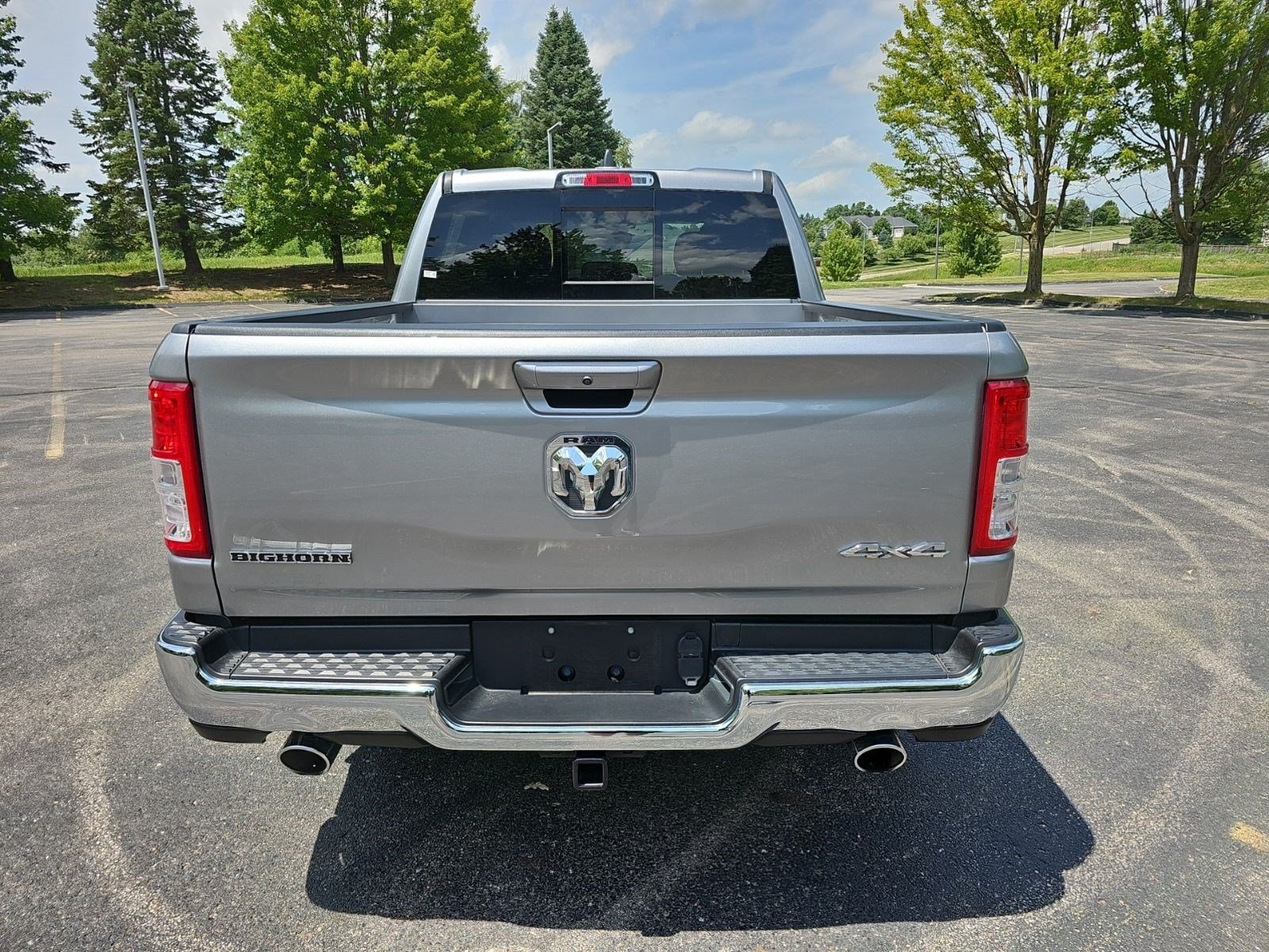 Certified Used 2022 Billet Silver Metallic Clearcoat Ram Big Horn image 4