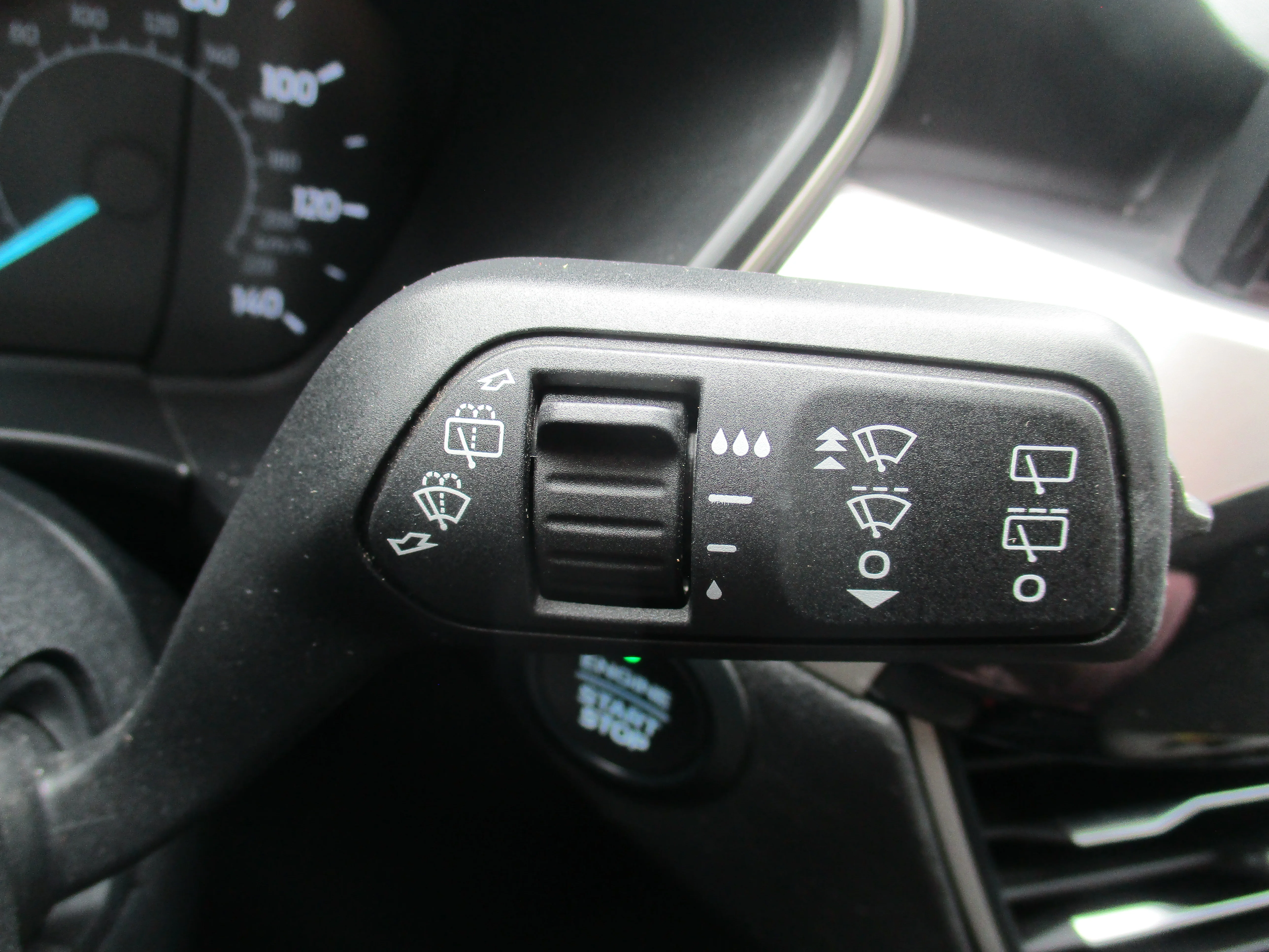 Used 2020 Dark Persian Green Metallic Ford SE image 10