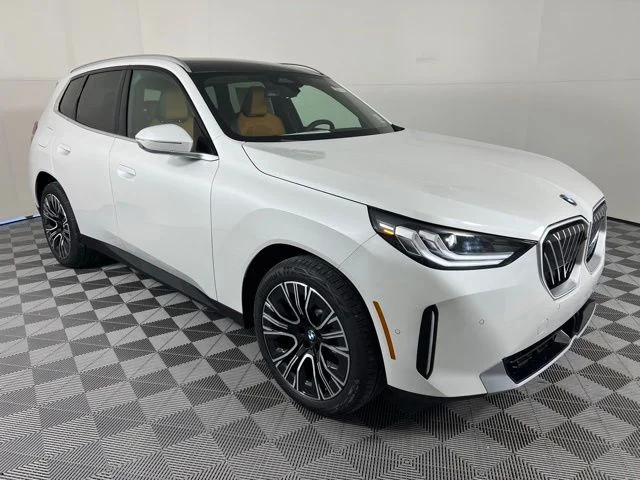 2026 BMW X3 30 XDRIVE's photo