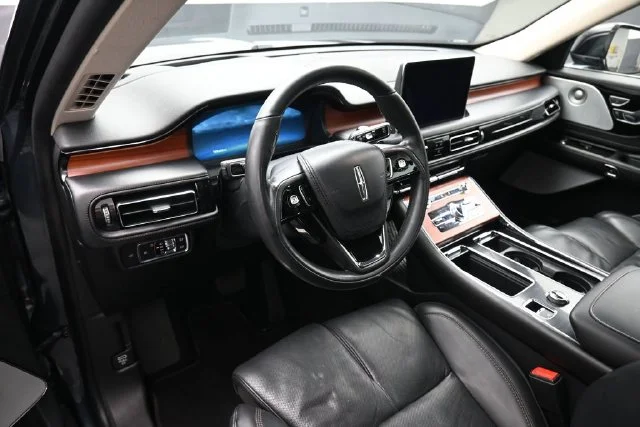 Certified Used 2021 Flight Blue Lincoln Reserve image 9