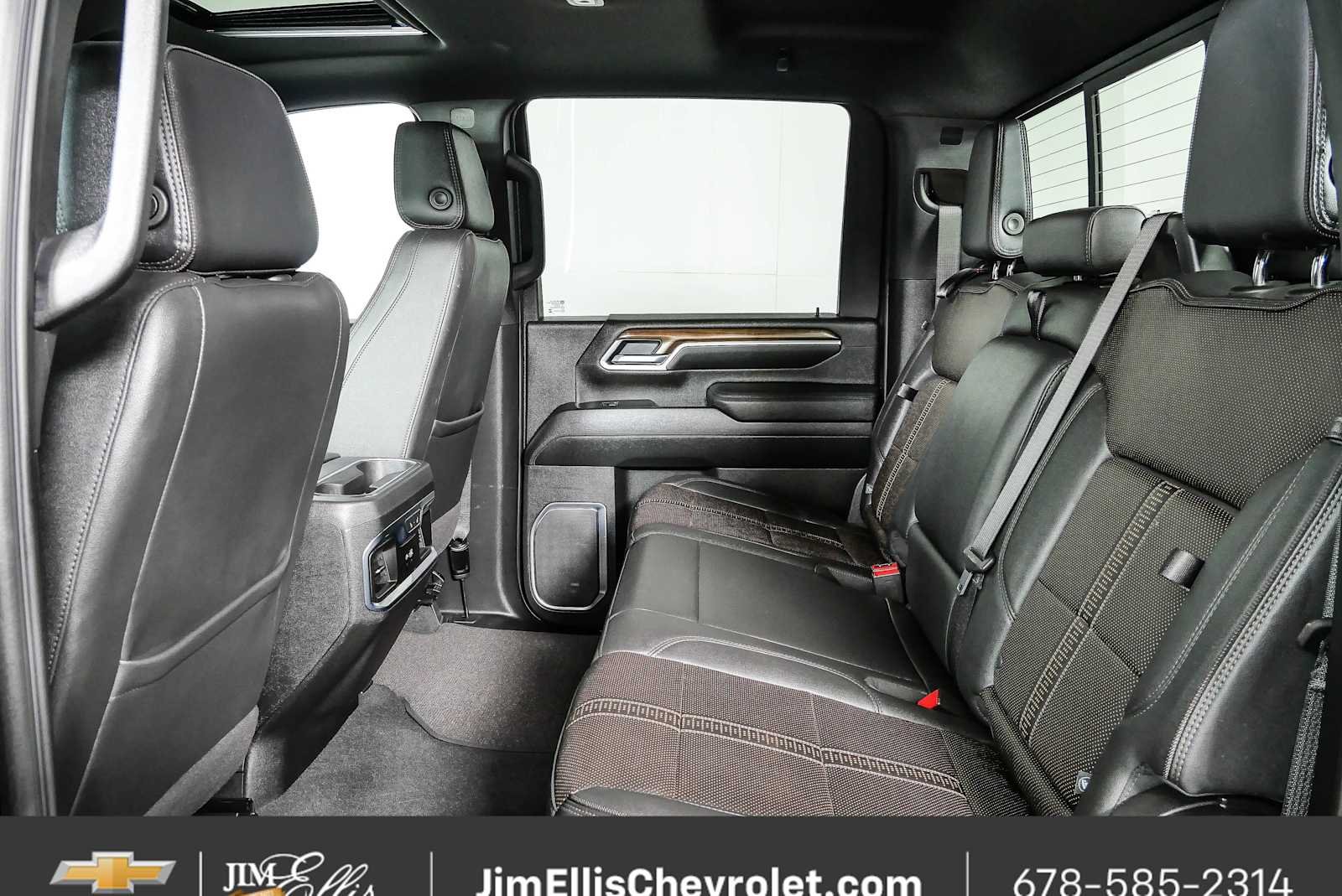 Used 2025 Black Chevrolet High Country image 18