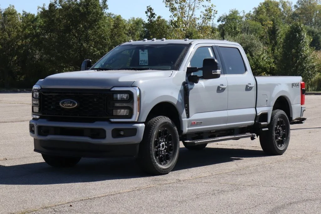New 2026 Gray Ford Lariat image 3