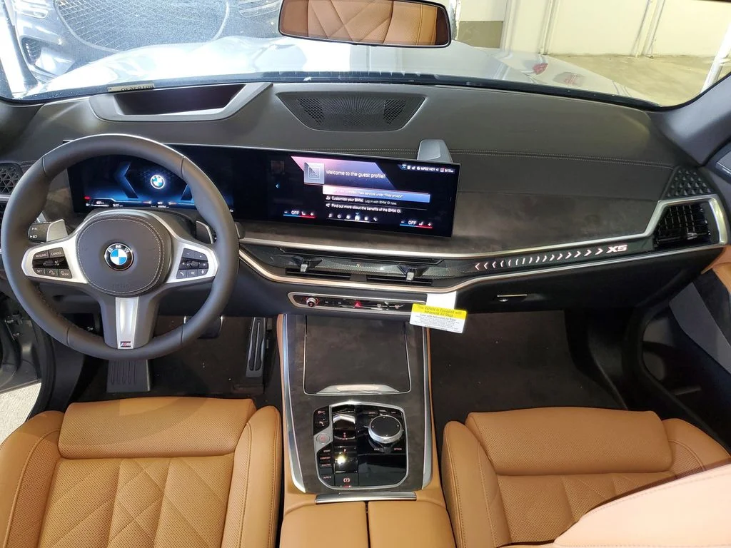 Used 2026 Gray BMW sDrive40i image 13