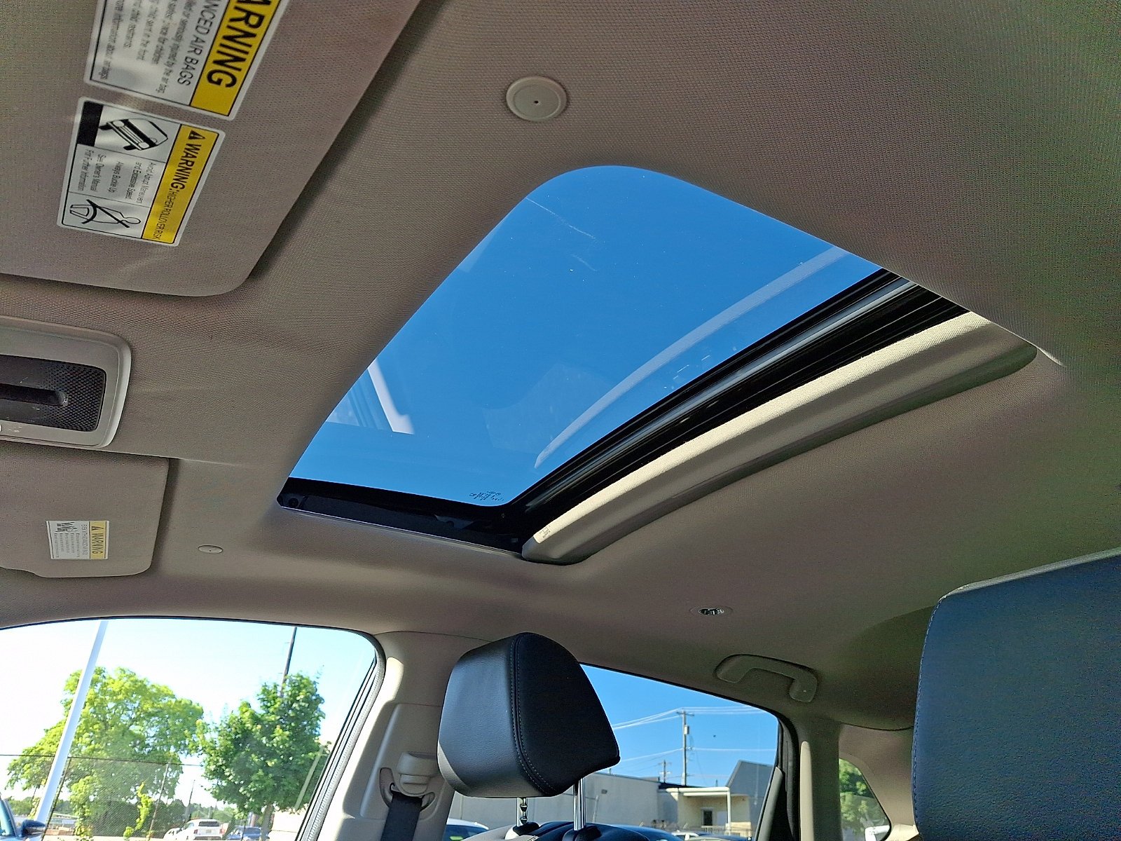 Used 2023 Gray Honda EX-L image 13