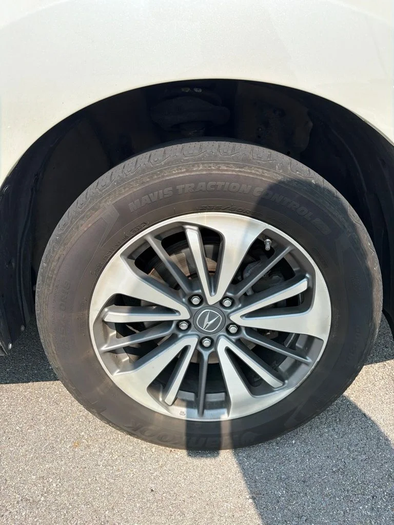 Used 2016 White Diamond Pearl Acura Base image 13