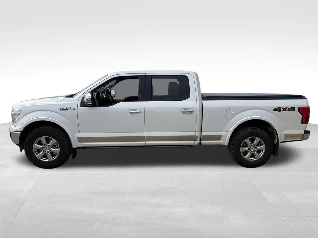 Used 2019 White Platinum Clearcoat Metallic Ford Lariat image 4