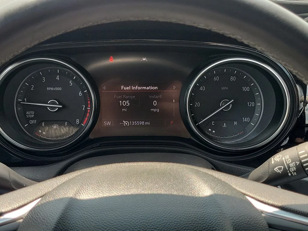 Used 2022 Blue Buick Select image 11