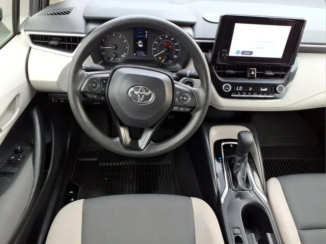 Used 2023  Toyota LE image 18