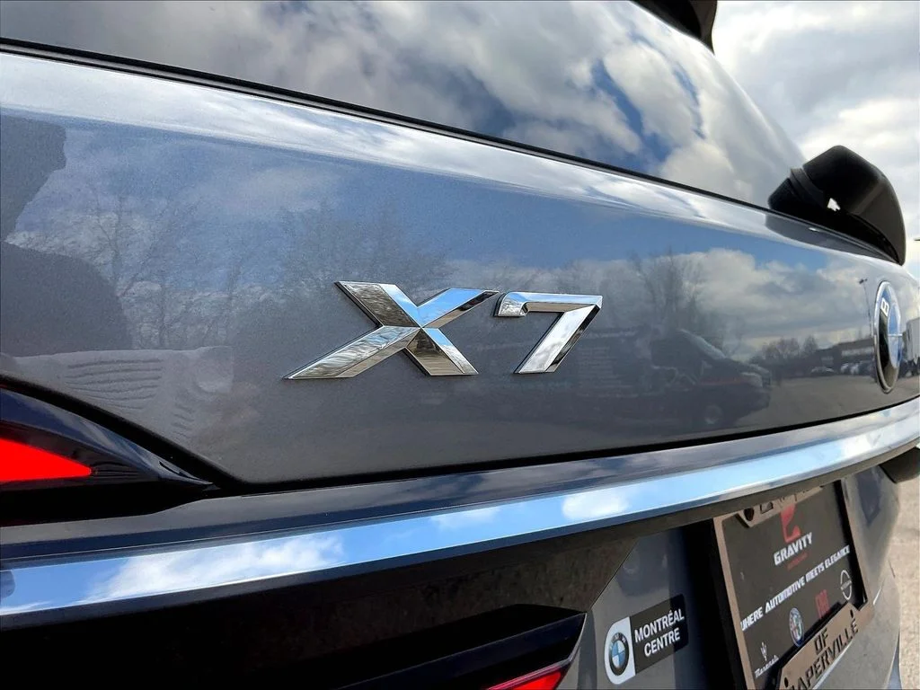 Used 2023 Skyscraper Gray Metallic BMW xDrive40i image 24