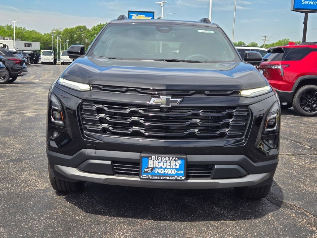 New 2026 Mosaic Black Metallic Chevrolet LT image 2