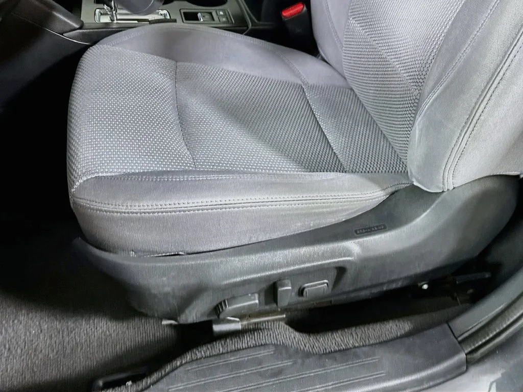 Used 2019 Gray Subaru 2.5i Premium image 23