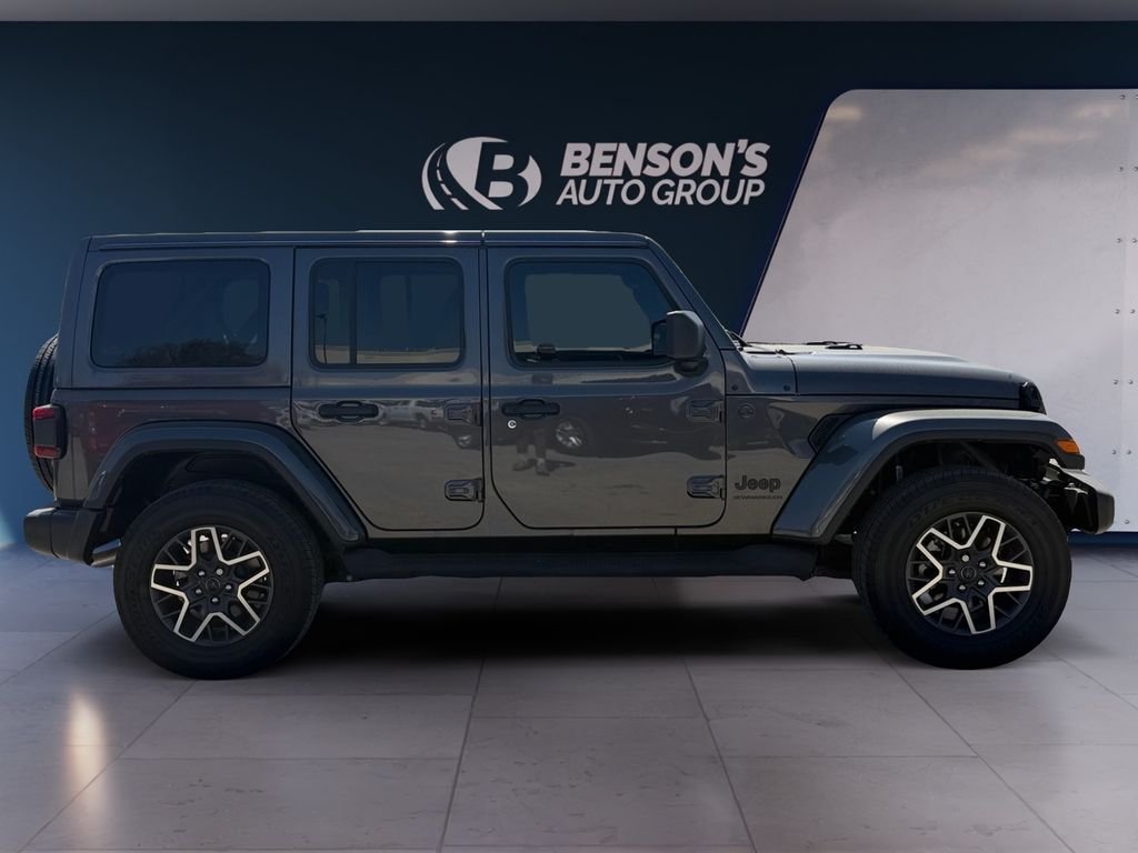 2025 Jeep Wrangler 4-Door Sahara - Photo 6