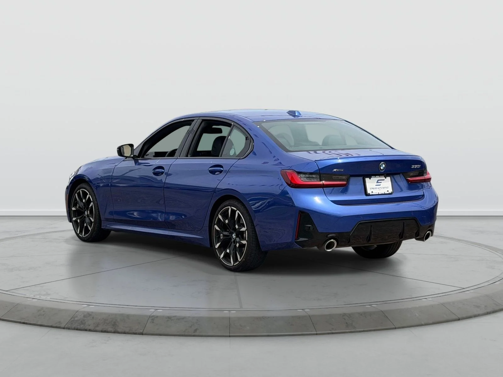 2026 BMW 3 Series 330i - Photo 6