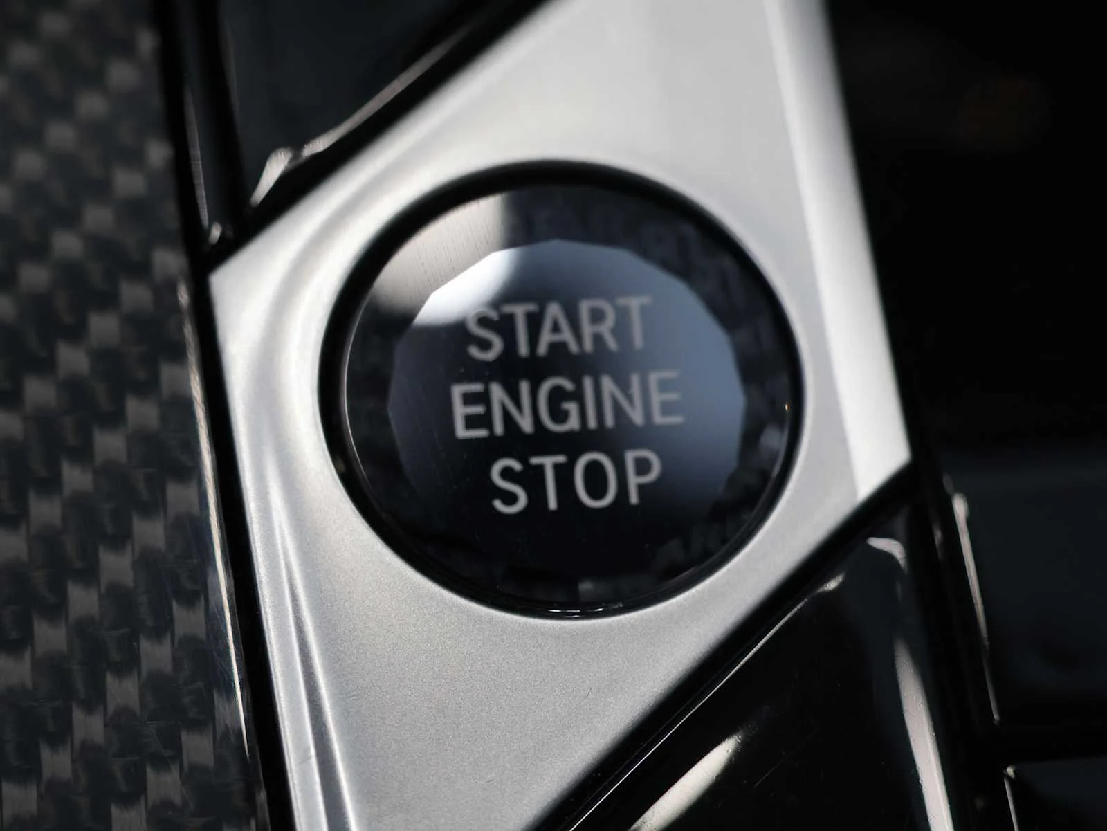 Used 2024 Frozen Pure Grey Metallic BMW M60i image 24