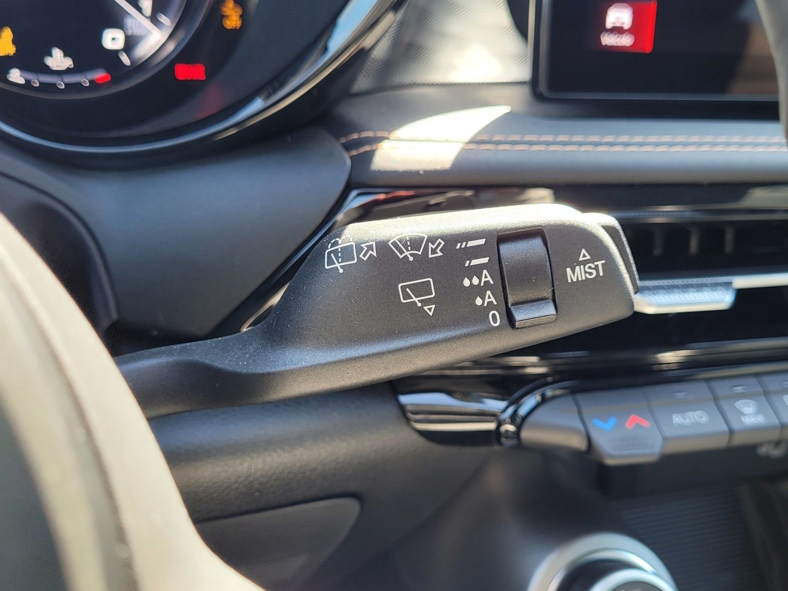 2025 Alfa Romeo Tonale Base - Photo 19