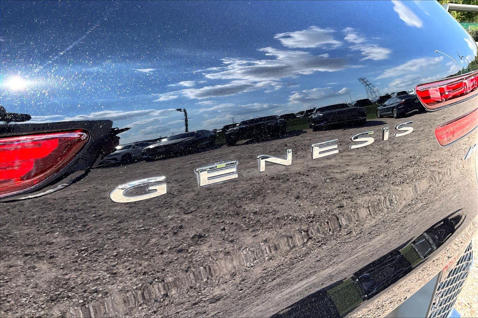 Certified Used 2025 Vik Black Genesis 2.5T image 10