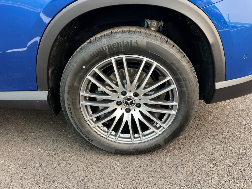 New 2026 Starling Blue Metallic Mercedes-Benz GLC 300 image 33
