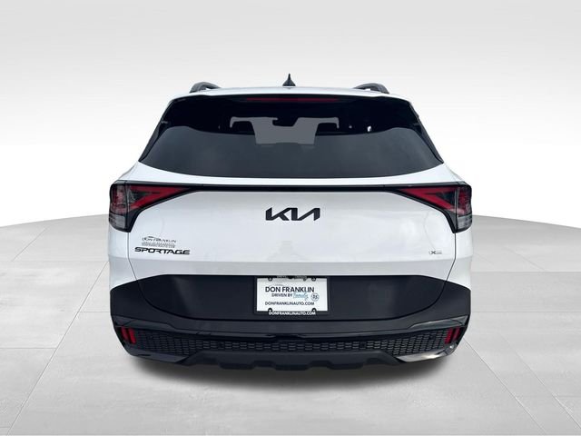Used 2025 White Kia X-Line image 4